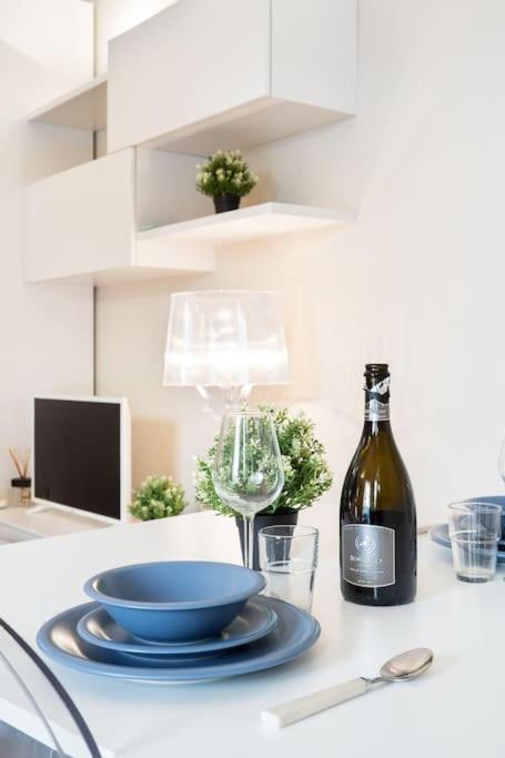 Garage-netflix-wifi Garden Apartment *